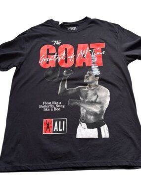 NWT Muhammad Ali tshirt